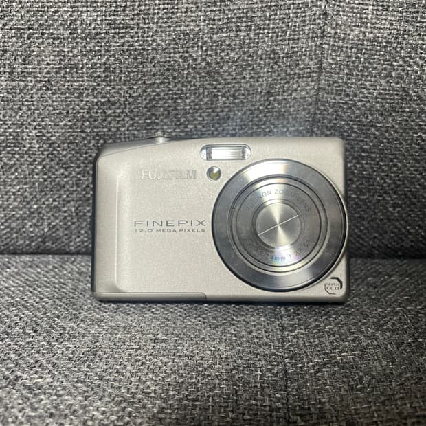 후지필름 FinePix F5Ofd
