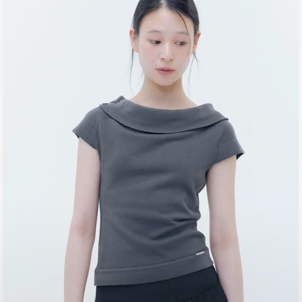 미세키서울 Button boat neck knit top CHARCOA