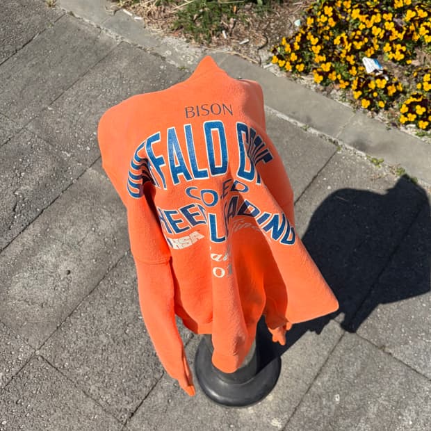 sun-fade vintage sweat