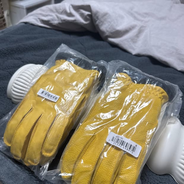  헤스트라 디어스킨 프리마로프트 립 내추럴 옐로우