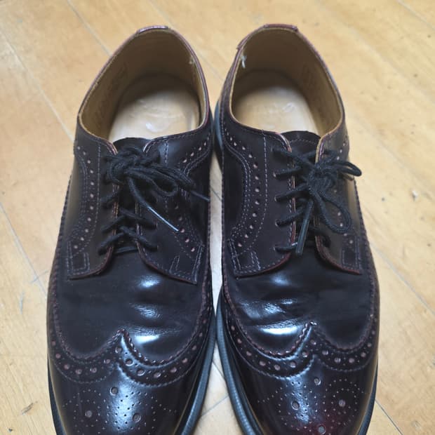 닥터마틴 버건디 윙팁 EU42