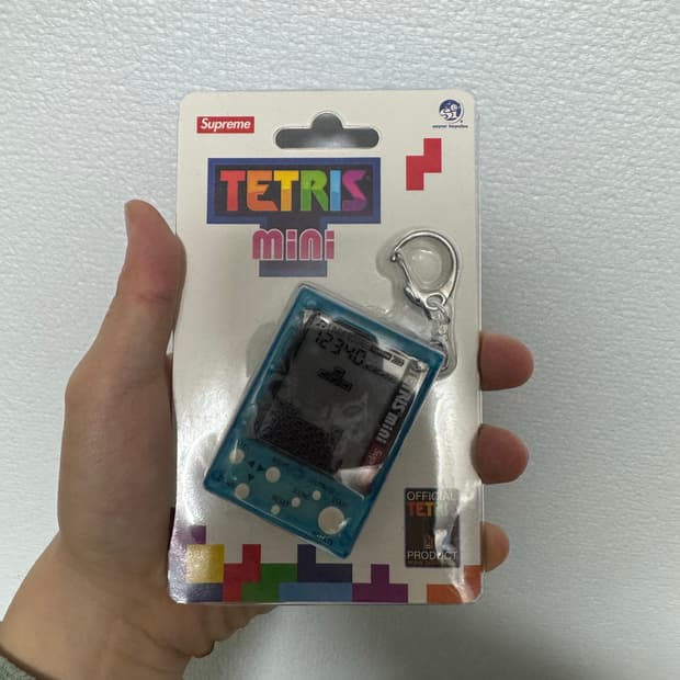 슈프림 테트리스 키링 블루