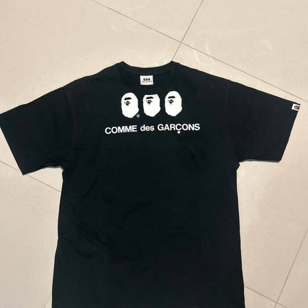 베이프 꼼데 CDG 티셔츠 판매