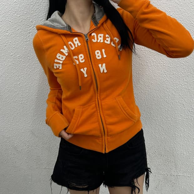아베크롬비 센터로고 오렌지 후드집업 S