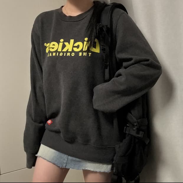 디키즈 맨투맨