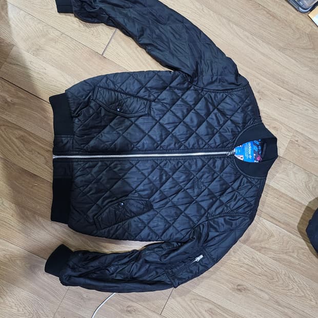 아디다스 퀄팅 자켓