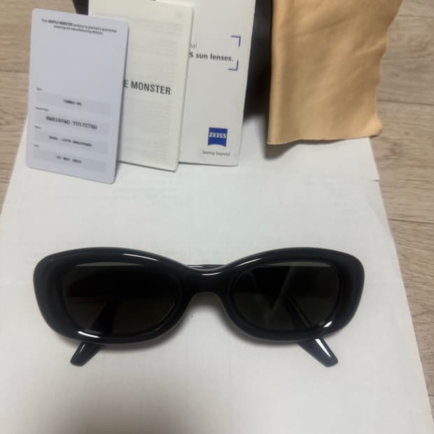 젠틀몬스터 탐부01 팝니다