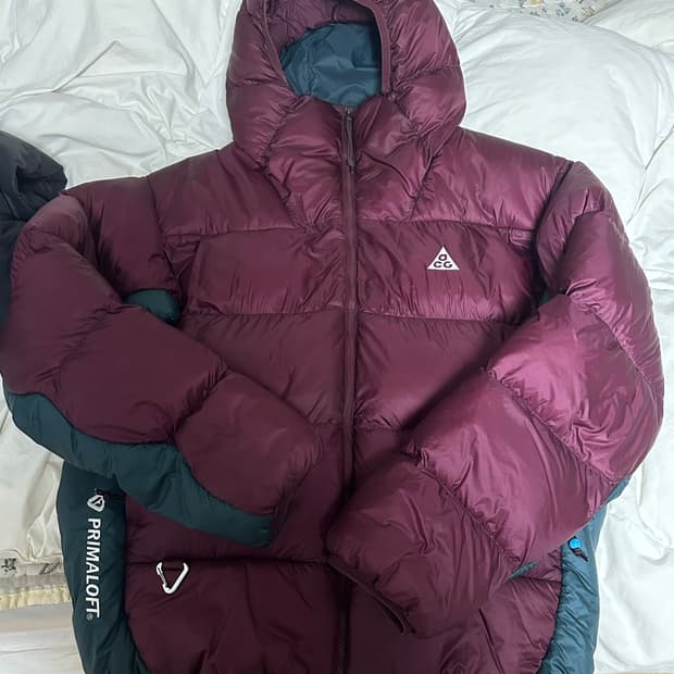 나이키 acg 패딩 s