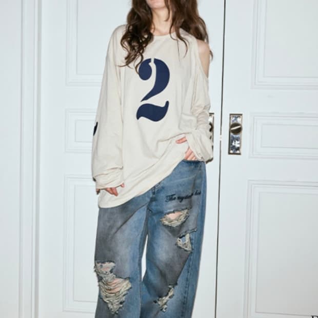 더미스테리어스호텔 222 홀 슬리브