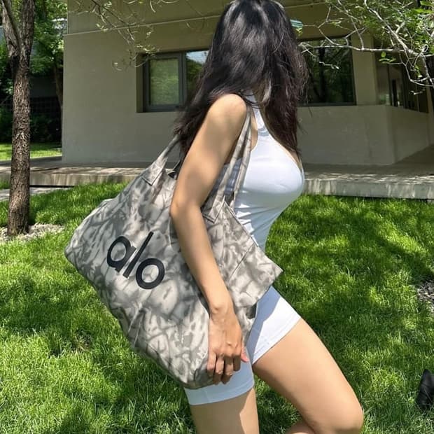 alo 요가 타이다이 가방 숄더백 토트백