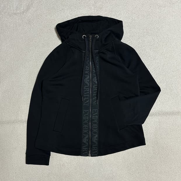 엠포리오 아르마니 후드집업