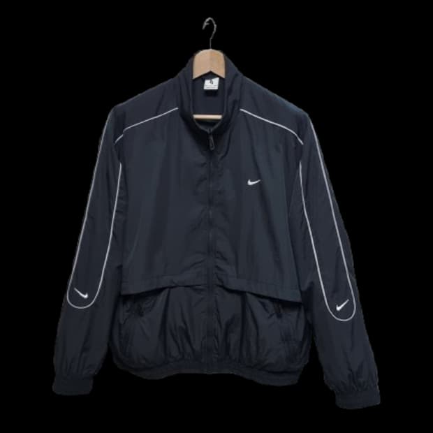 남성 2023 나이키 트리플스우시 우븐 바람막이 트랙 자켓 검정 블랙