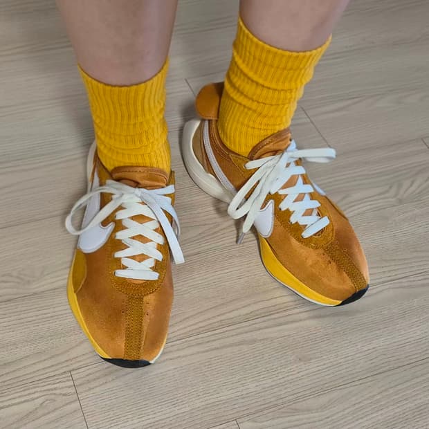 착샷) 나이키 문레이서 모나크