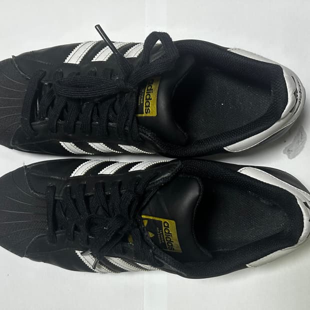 아디다스 슈퍼스타 코어 블랙 화이트