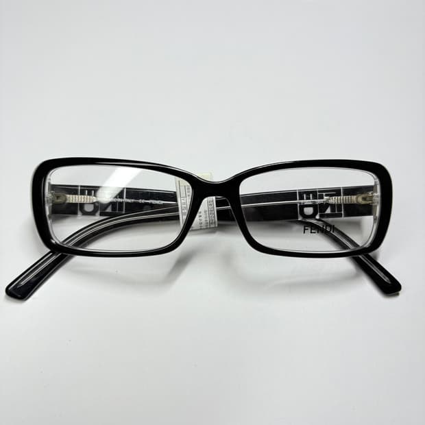 [희귀]빈티지 긱시크 안경 [펜디(FENDI)]