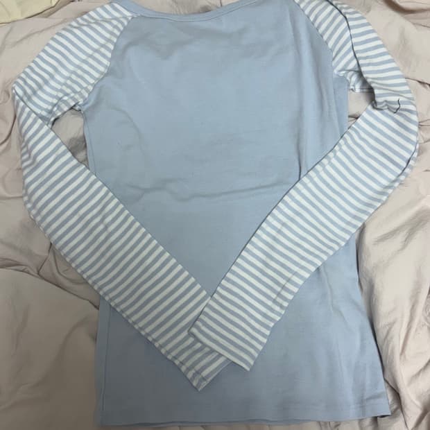 브랜디 멜빌 블루 스트라이프 탑 상의