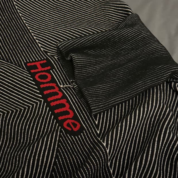 발렌시아가 17fw 옴므 하이넥