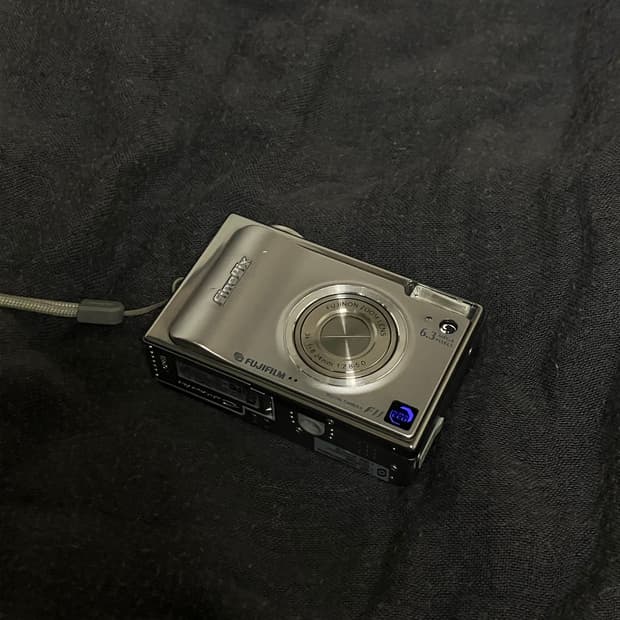 후지필름 파인픽스 f11 디지털카메라