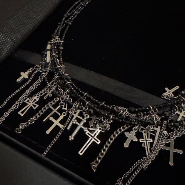 “Gunda” JUNK HEAVEN DIE NECKLACE
