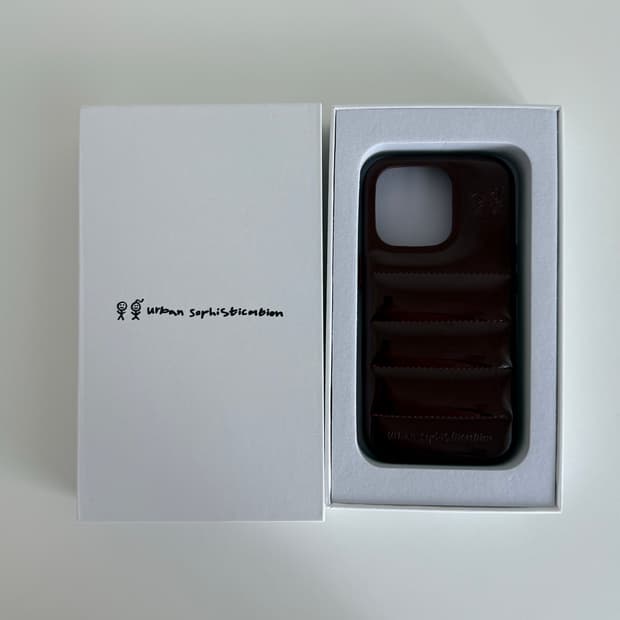 어반소피스티케이션 16프로 다크체리