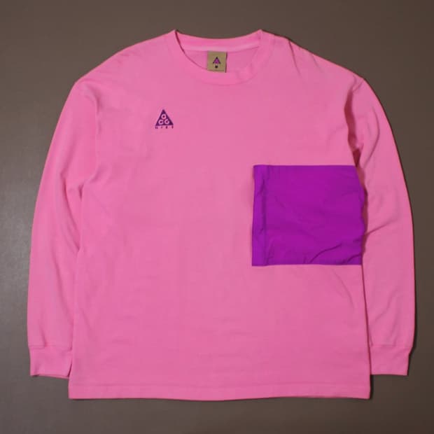 Nike ACG 핑크 포켓 맨투맨