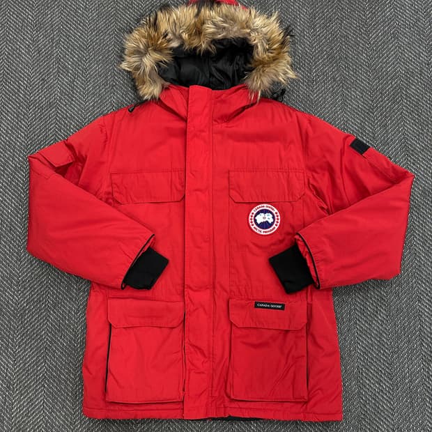 캐나다구스 익스페디션 파카 레드