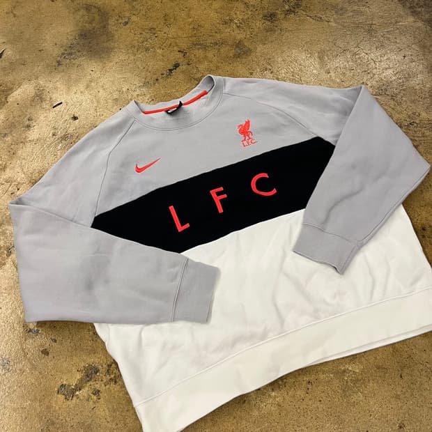 나이키 리버풀 맨투맨