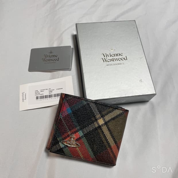 비비안웨스트우드 멀티 더비 반지갑