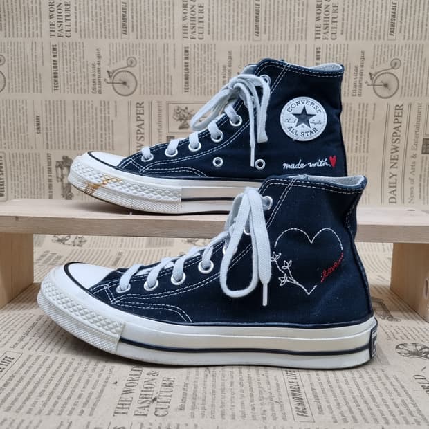 컨버스 척70 발렌타이데이 하이탑230
