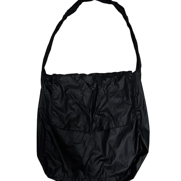 해칭룸 투페이스백 블랙 크리즈