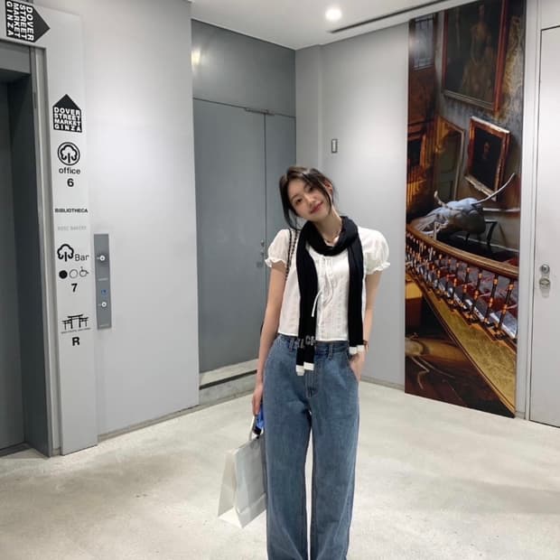 새상품) 르플레인 베이스 데님 (중청/ M사이즈)