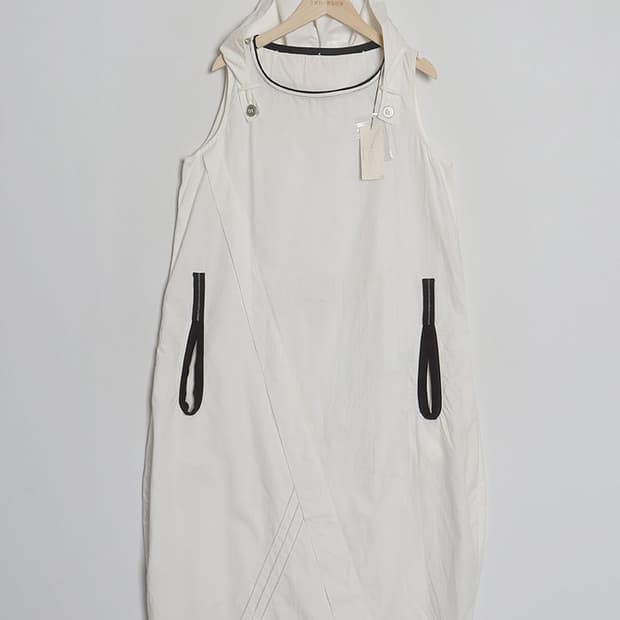 Via Amoi Hooded One-Piece