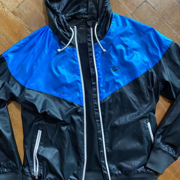 나이키 윈드러너 바람막이 블루/블랙 L (100~105)