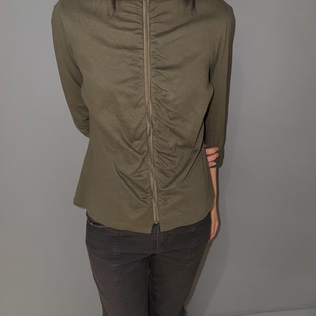 Shirring detail high-neck zip-up