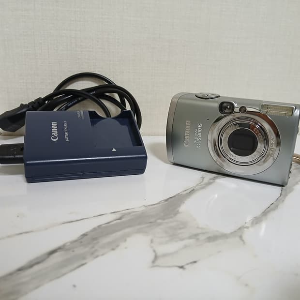 캐논 익서스 800 is(상태최상)디지털 카메라