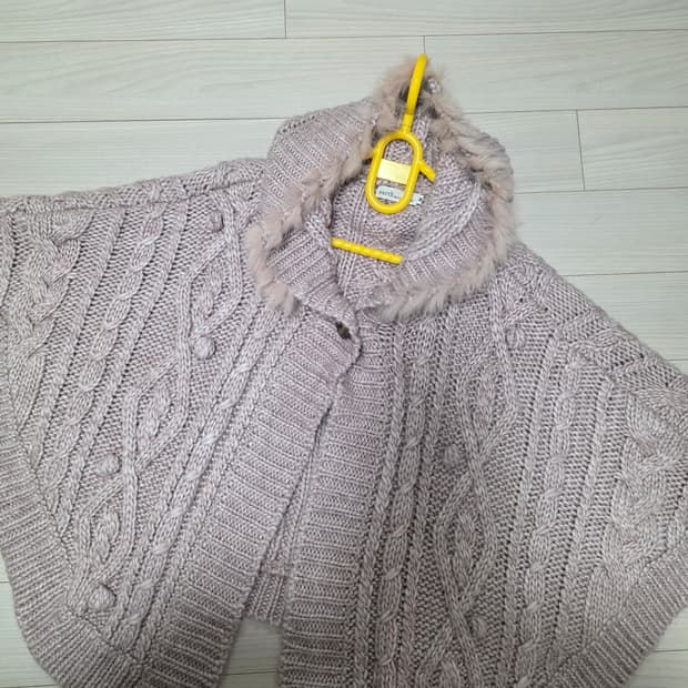 모리걸 포도깔 케이프 아우터 어스뮤직