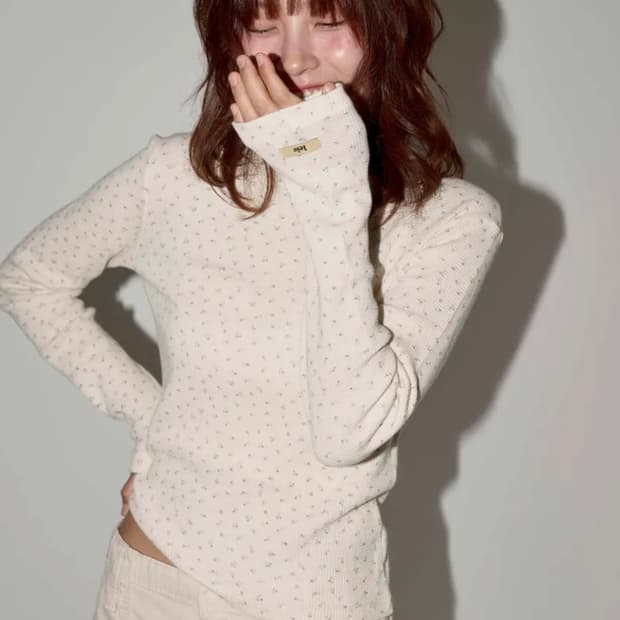 디어시스 FLORAL PRINTED LONG SLEEVE TEE (cre