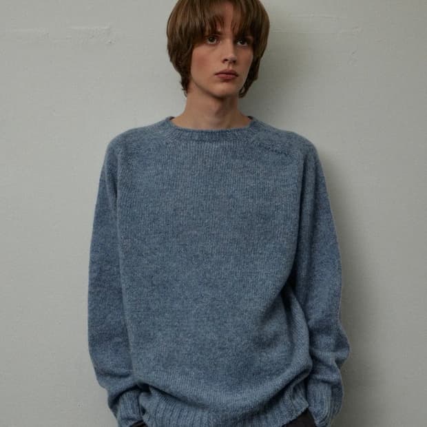 르아브 울 쉐기독 니트