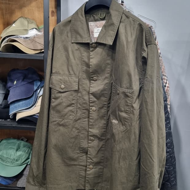 (KEEK) 올리브색 봄자켓 100사이즈 2번입음