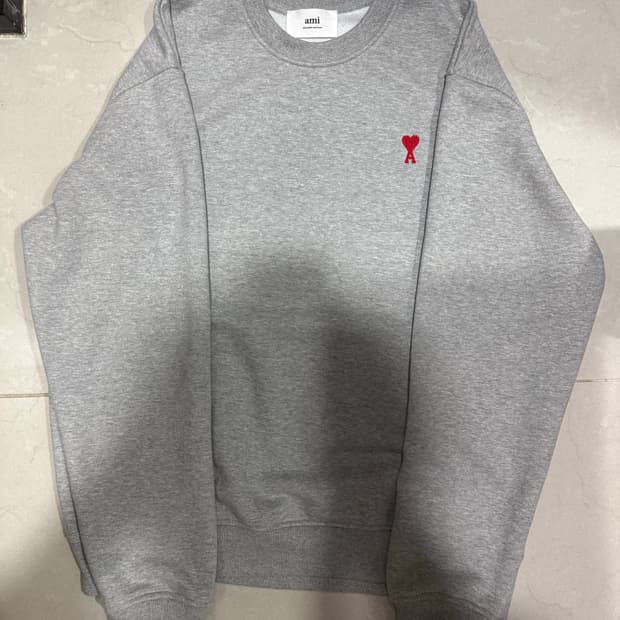 아미 스몰로고 맨투맨 L