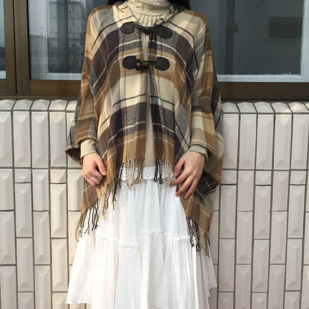 Fringe point check pattern hood cape