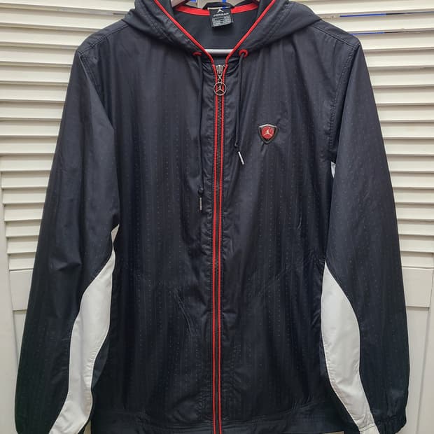 나이키 조던 우븐 바람막이 자켓