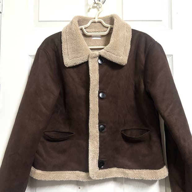 (택포) 브라운 숏 코트