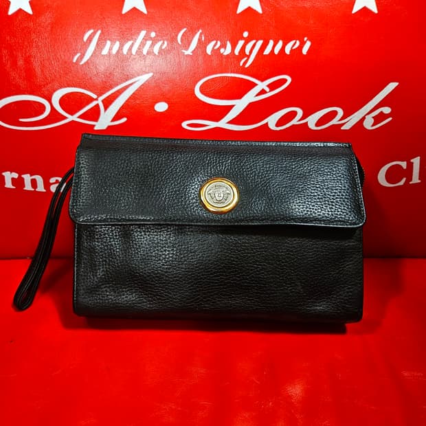  지아니 베르사체 메두사 엠블럼 핸들 클러치백