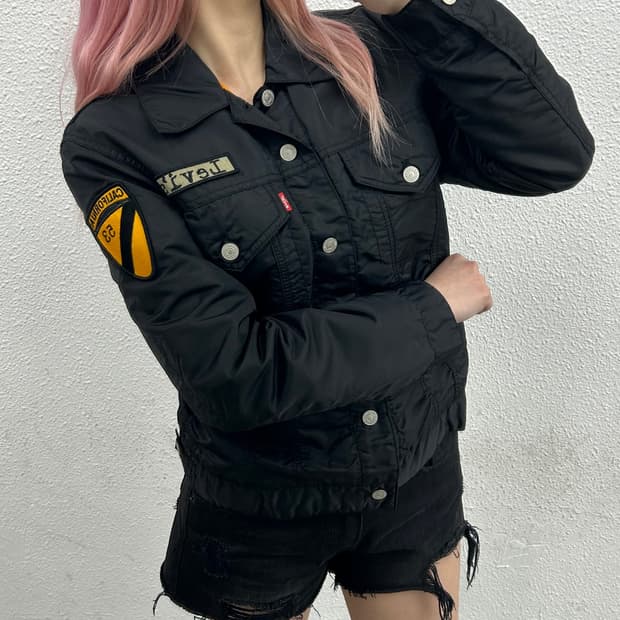리바이스 japan 카라 블랙 패디드 자켓 M