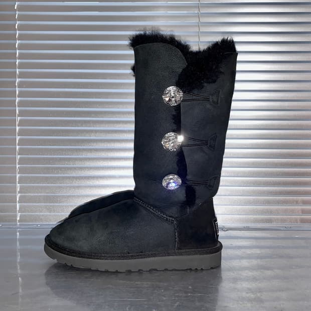 00s Y2K 리미티드 에디션 어그 다이아몬드 부츠