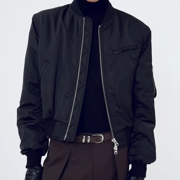 토니 24fw 크롭 봄버자켓 L