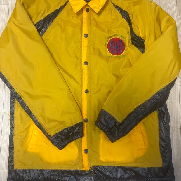 리빌드바이니들스 자켓