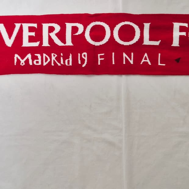 리버풀 머플러 팝니다 