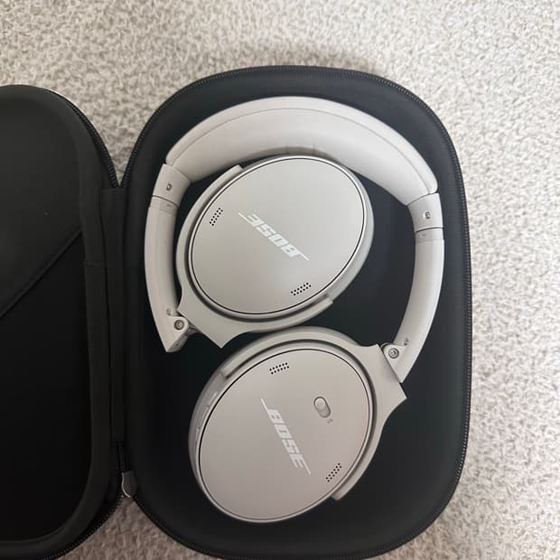 보스 QC45 화이트 스모크 노이즈캔슬링 헤드셋